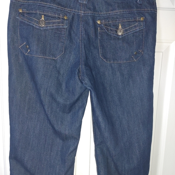 Point Zero Nicole Benisti‎ Women Bermuda Short 11 - Picture 4 of 9